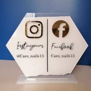 Placa para Redes Sociales